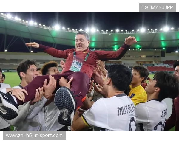 球员国际赛后绽放光彩：公共关系活动塑造明星形象的秘密武器